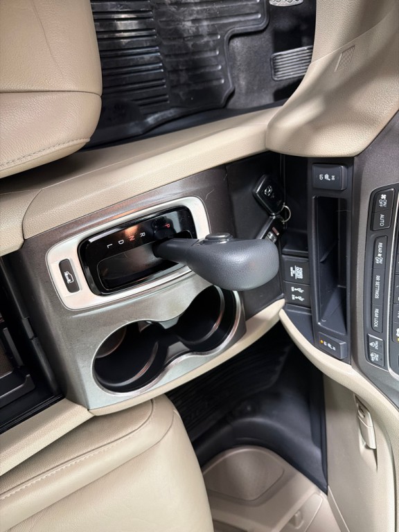 2016 Honda Pilot Image 17