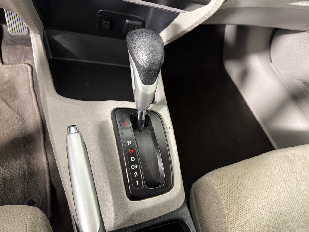 2012 Honda Civic Image 16
