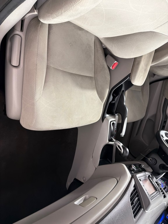 2012 Honda Civic Image 19
