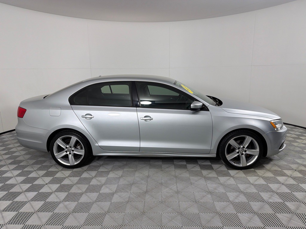 2014 Volkswagen Jetta Image 4