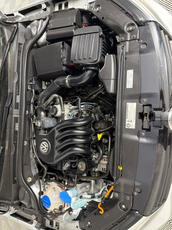 2014 Volkswagen Jetta Image 24