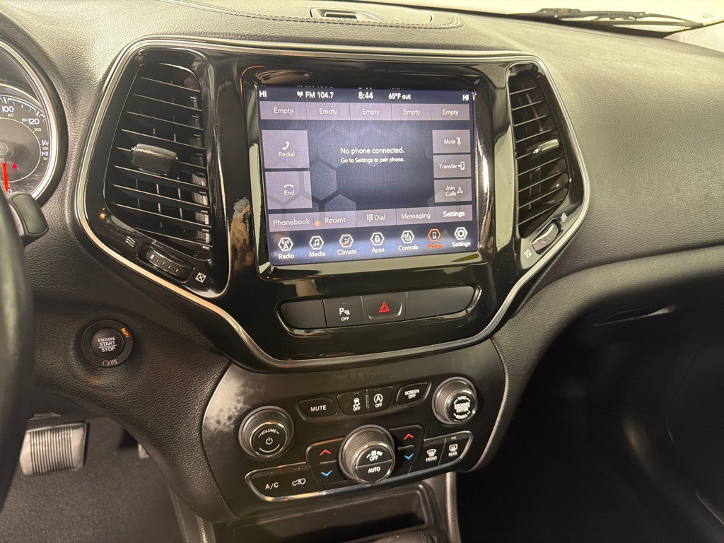 2019 Jeep Cherokee Image 16
