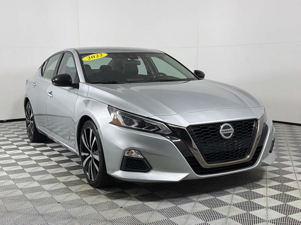 2022 Nissan Altima Image 3
