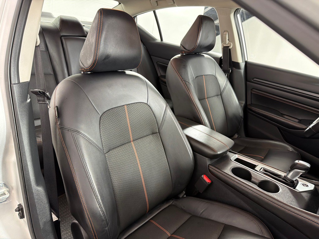 2022 Nissan Altima Image 22