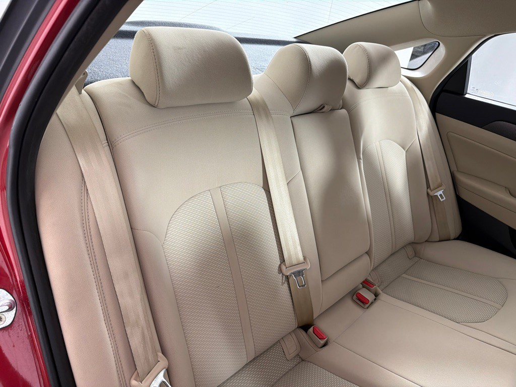 2017 Hyundai Sonata Image 20