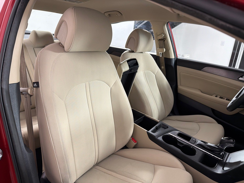 2017 Hyundai Sonata Image 22
