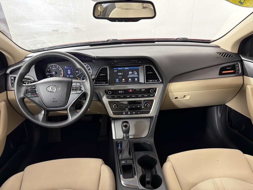 2017 Hyundai Sonata Image 23