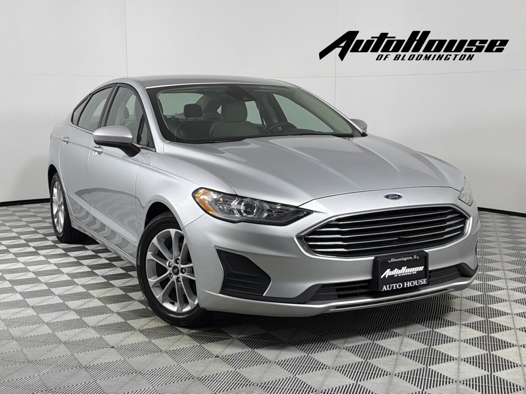 2019 Ford Fusion Image 1