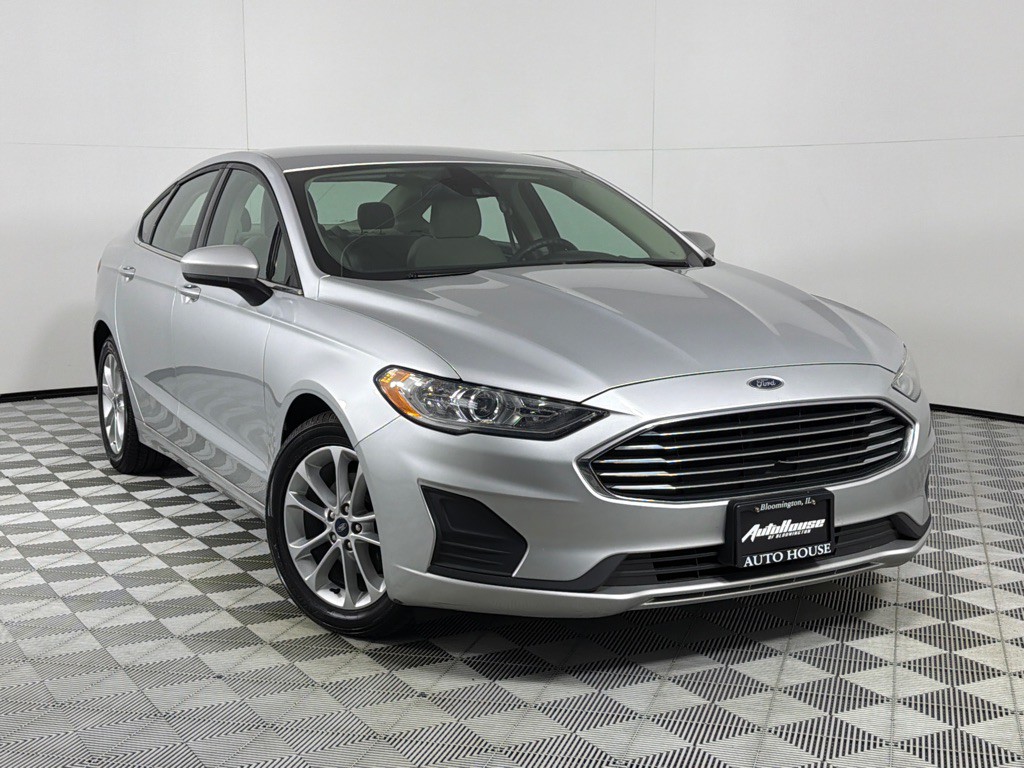 2019 Ford Fusion Image 2