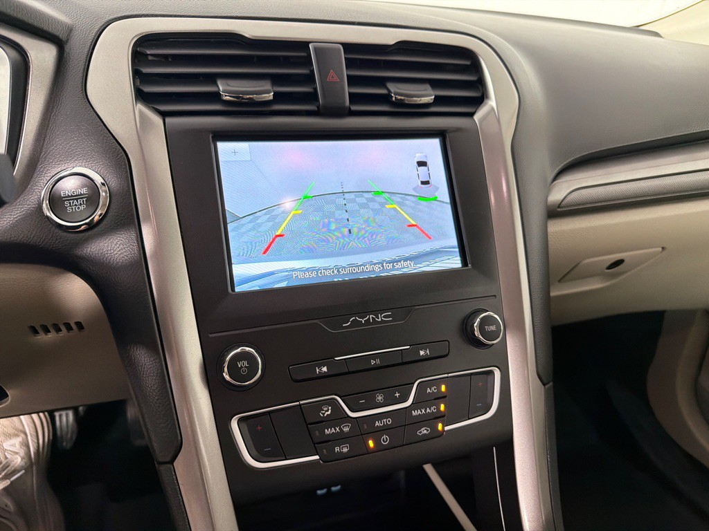 2019 Ford Fusion Image 15