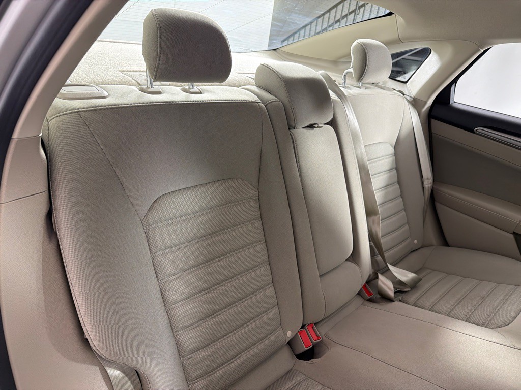 2019 Ford Fusion Image 20
