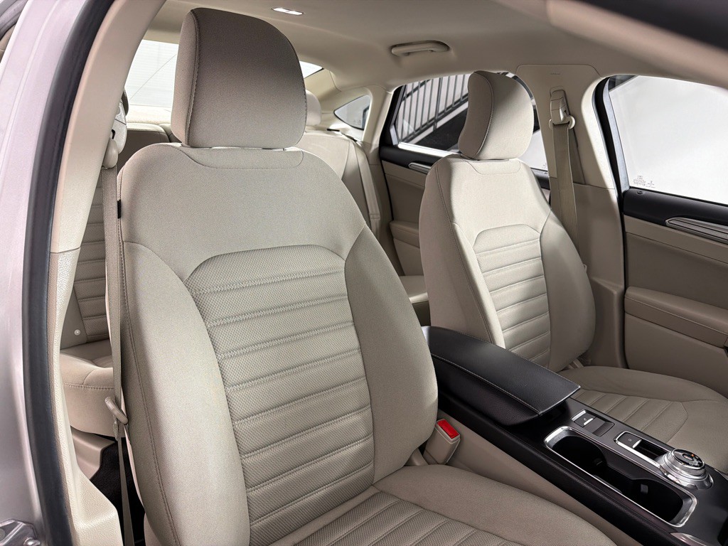 2019 Ford Fusion Image 22