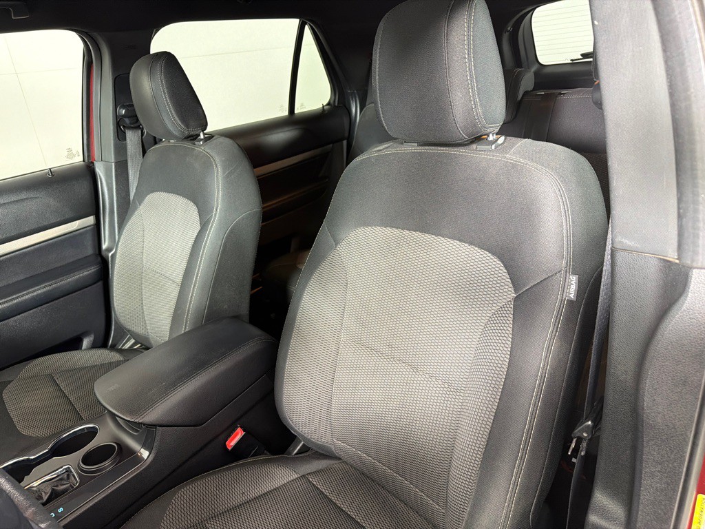 2018 Ford Explorer Image 11