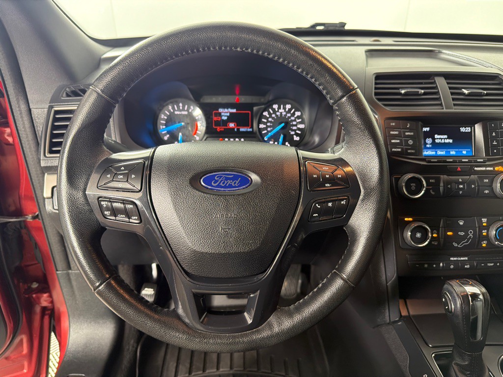 2018 Ford Explorer Image 13