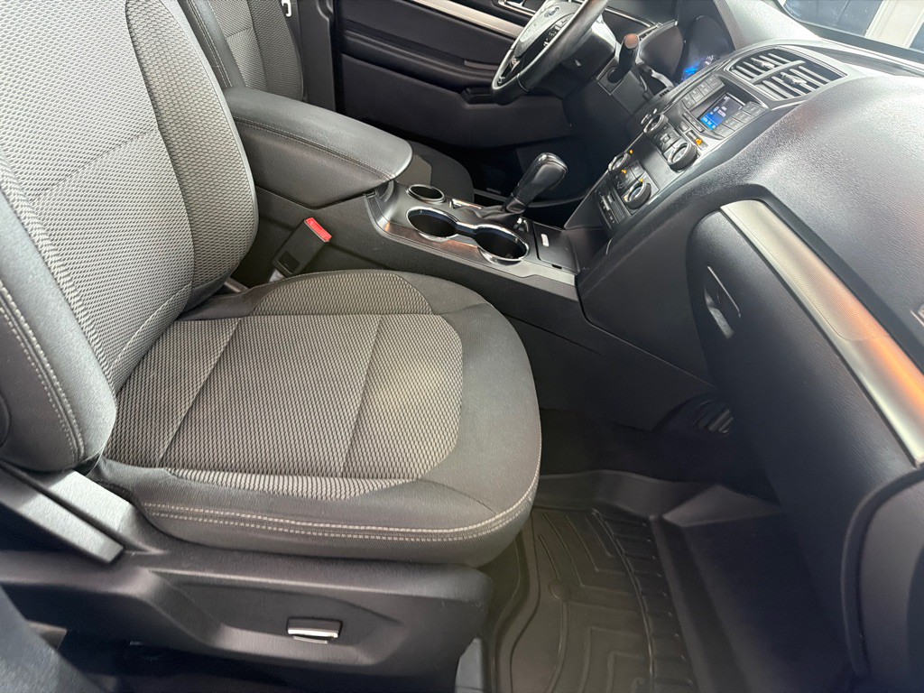 2018 Ford Explorer Image 22