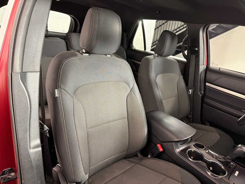 2018 Ford Explorer Image 23
