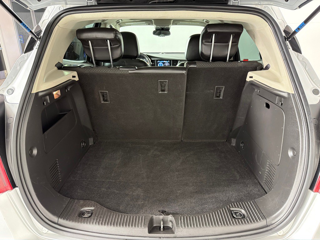 2019 Buick Enclave Image 22