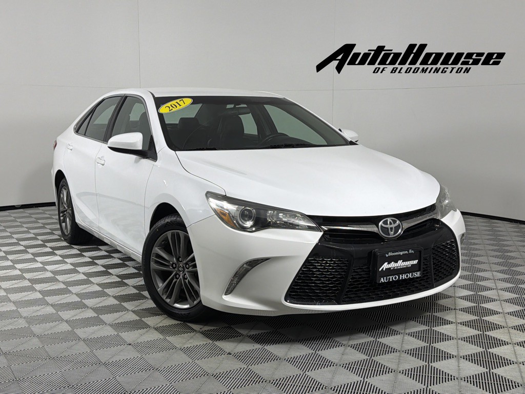 2017 Toyota Camry Image 1