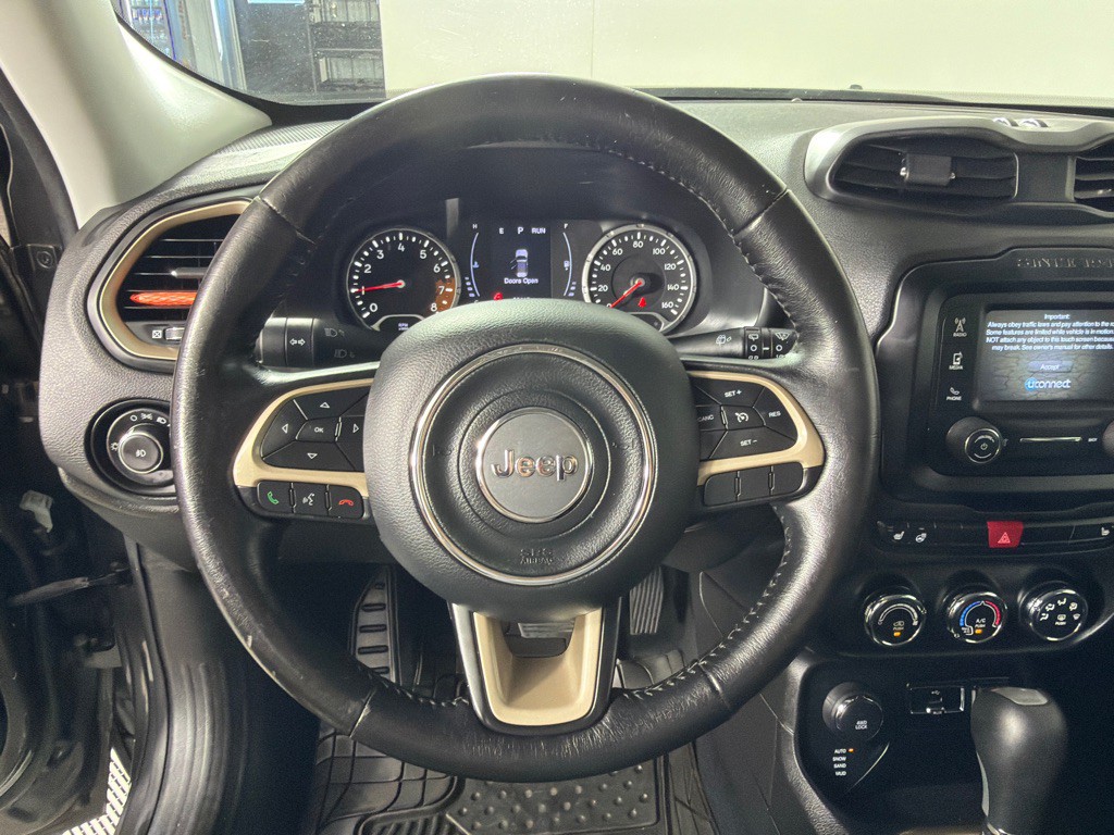 2017 Jeep Renegade Image 14