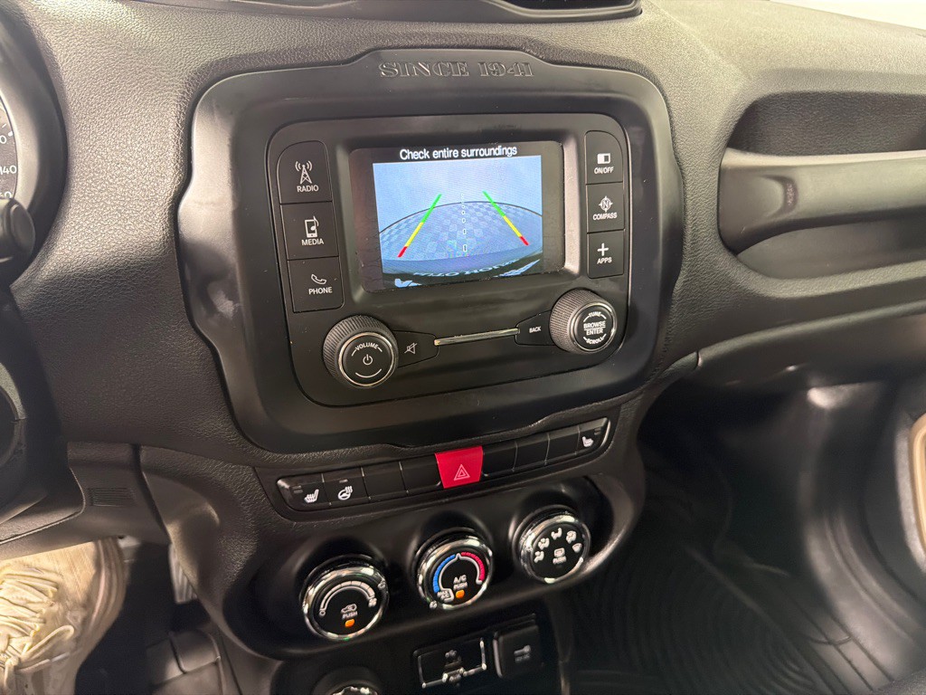 2017 Jeep Renegade Image 16