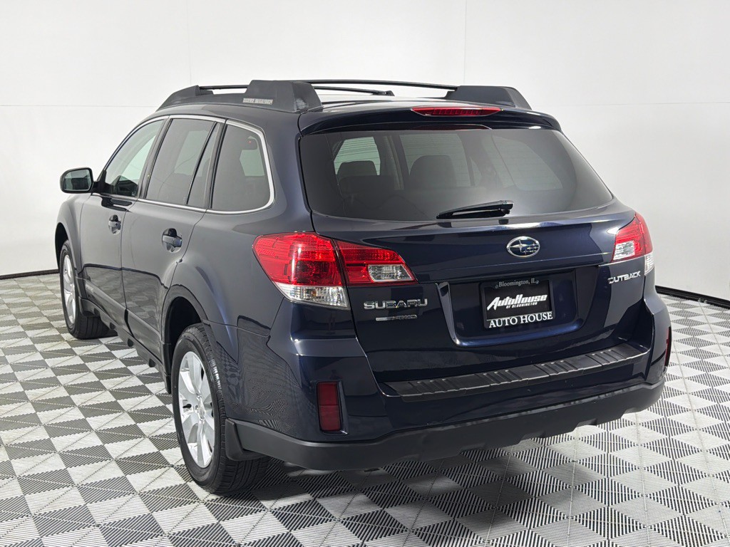2012 Subaru Outback Image 6