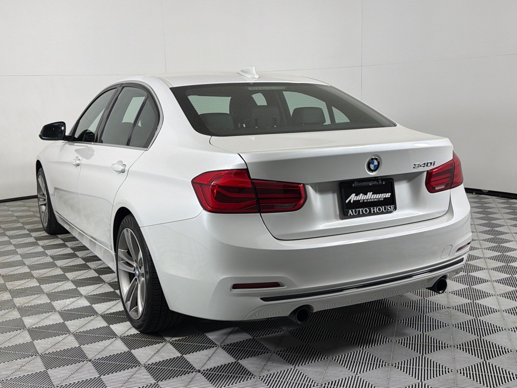 2018 BMW 3 Series Image 7