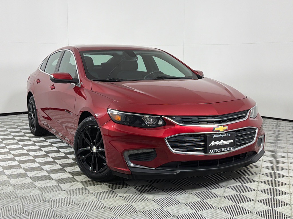 2016 Chevrolet Malibu Image 2