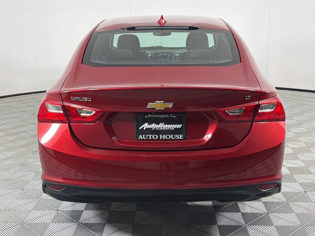 2016 Chevrolet Malibu Image 6