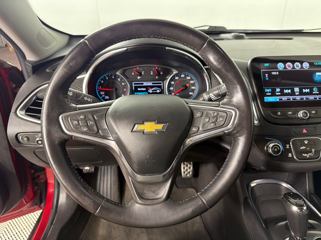 2016 Chevrolet Malibu Image 14