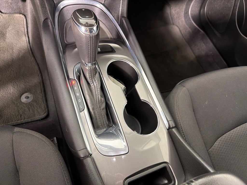 2016 Chevrolet Malibu Image 17
