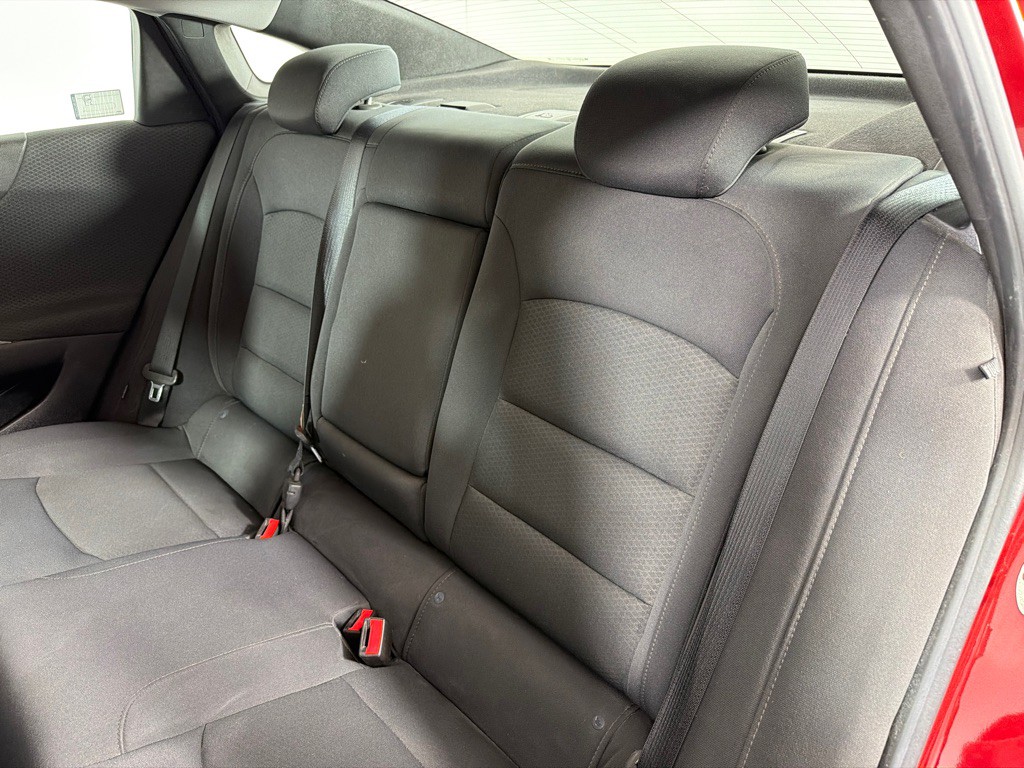 2016 Chevrolet Malibu Image 19