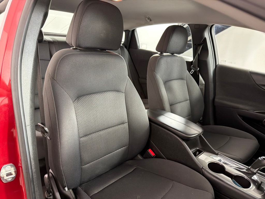 2016 Chevrolet Malibu Image 23