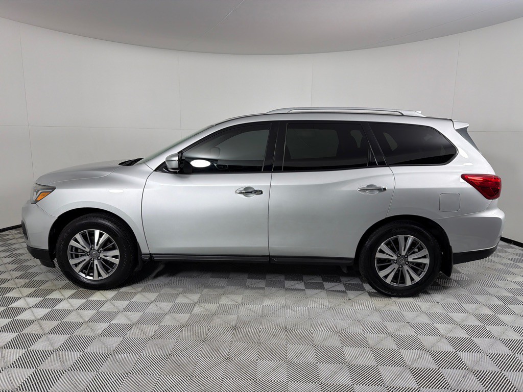 2020 Nissan Pathfinder Image 8