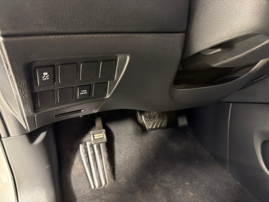 2020 Nissan Pathfinder Image 14