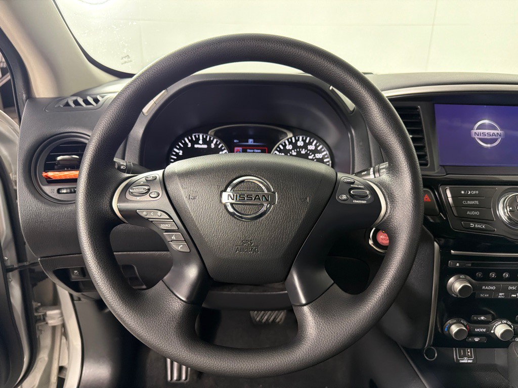 2020 Nissan Pathfinder Image 15