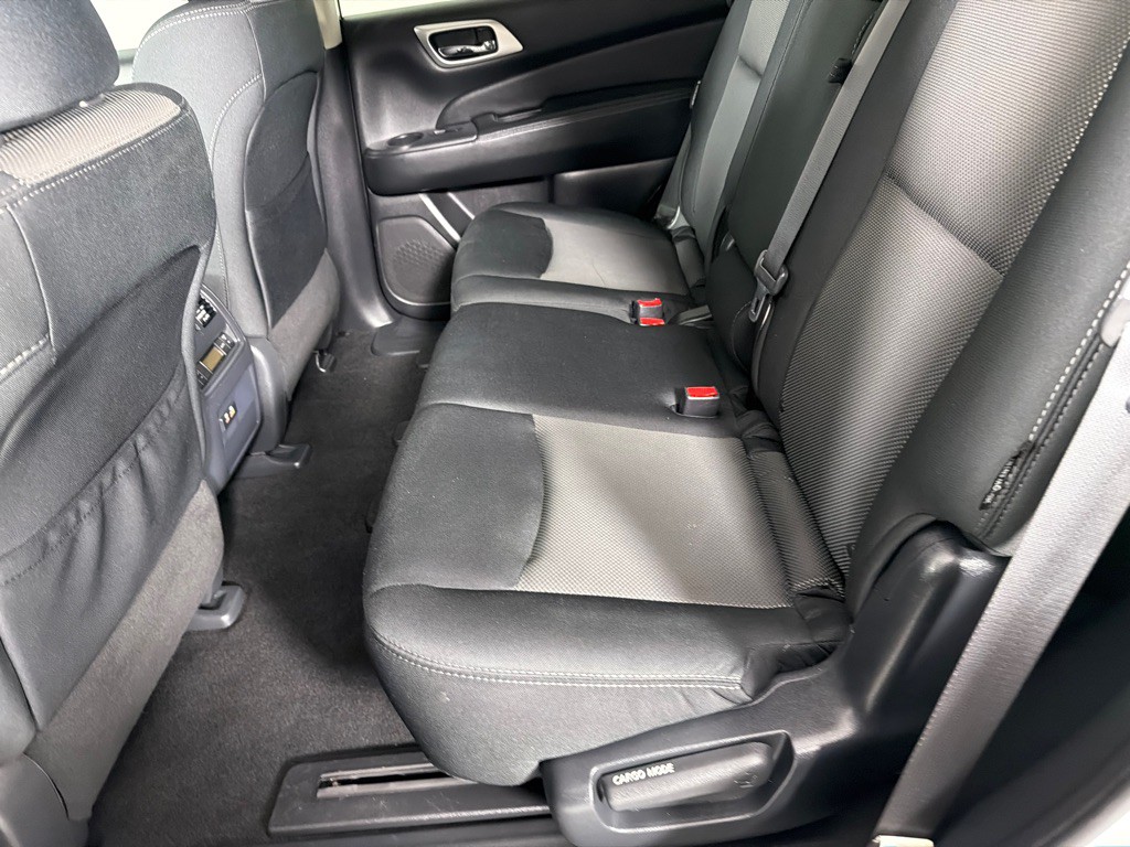 2020 Nissan Pathfinder Image 19