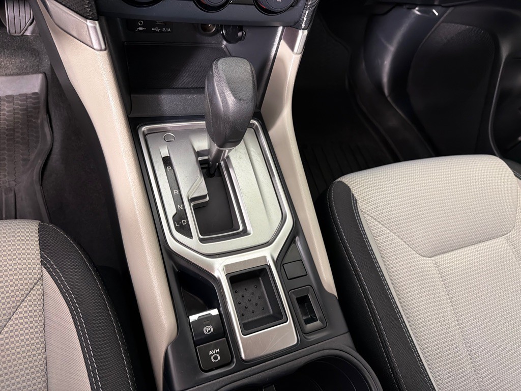 2020 Subaru Forester Image 17