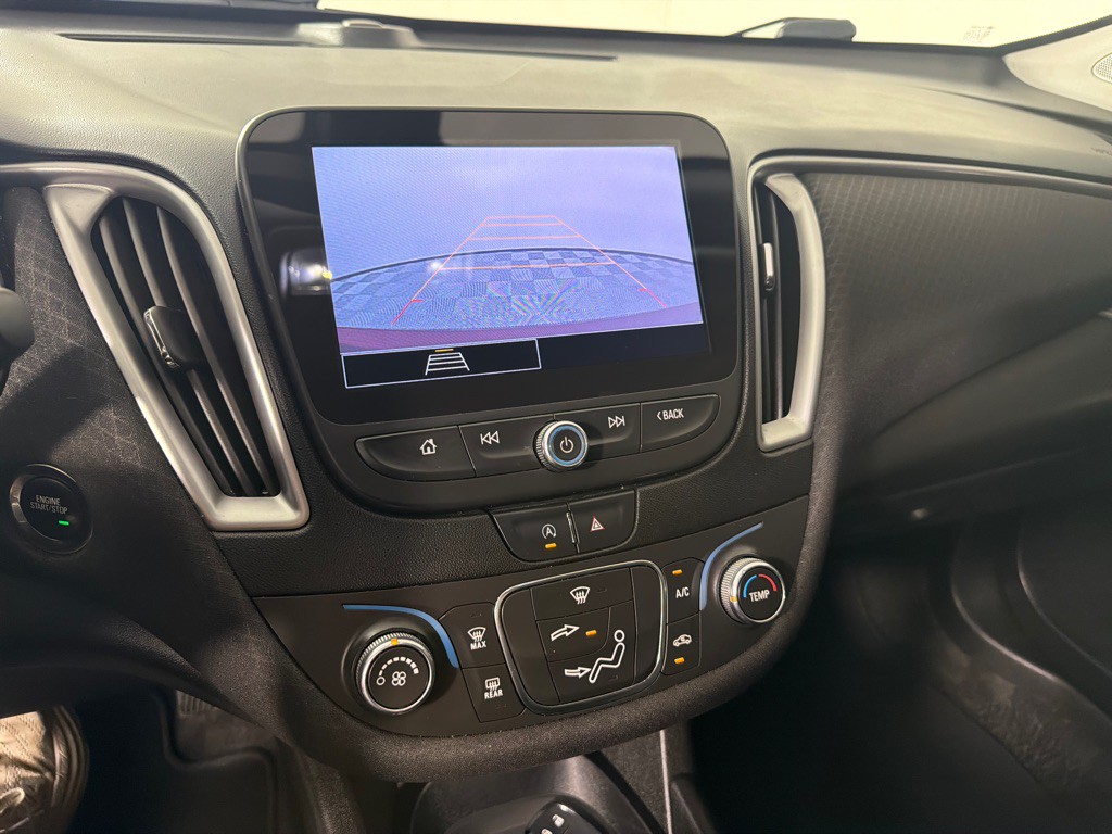 2021 Chevrolet Malibu Image 17