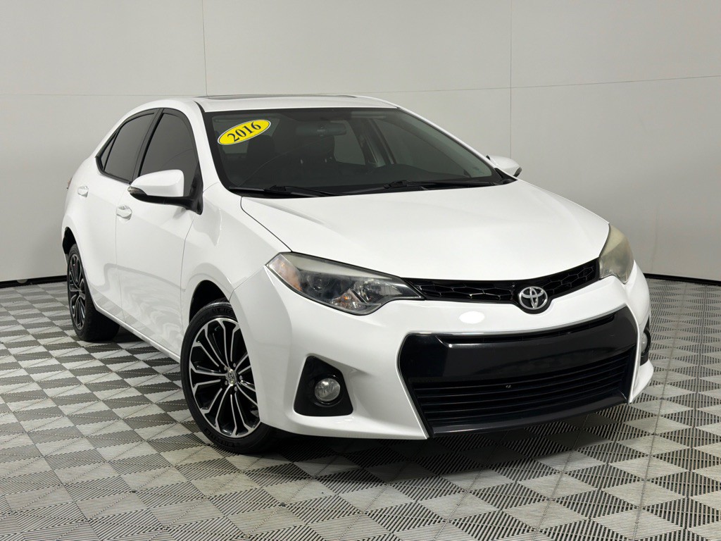 2016 Toyota Corolla Image 2