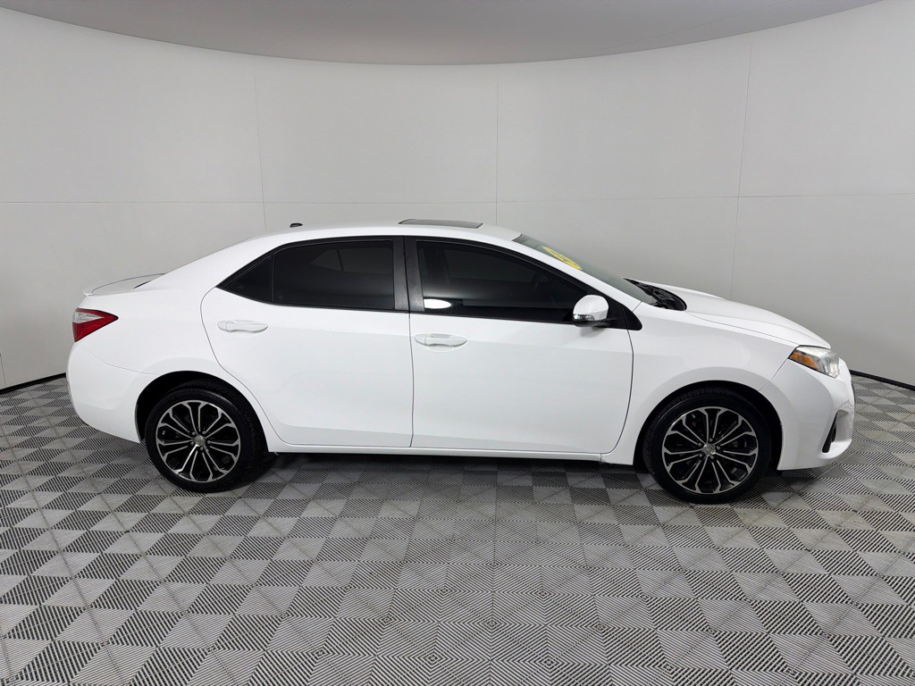 2016 Toyota Corolla Image 4