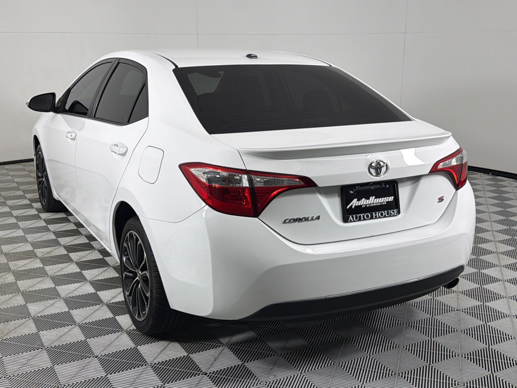 2016 Toyota Corolla Image 7