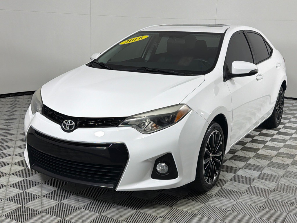 2016 Toyota Corolla Image 11
