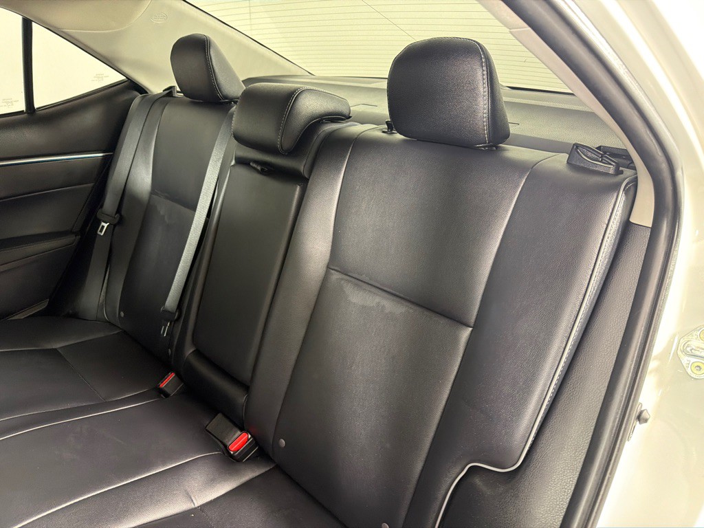 2016 Toyota Corolla Image 22