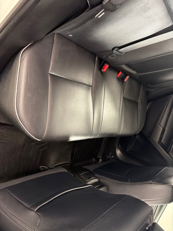 2016 Toyota Corolla Image 23