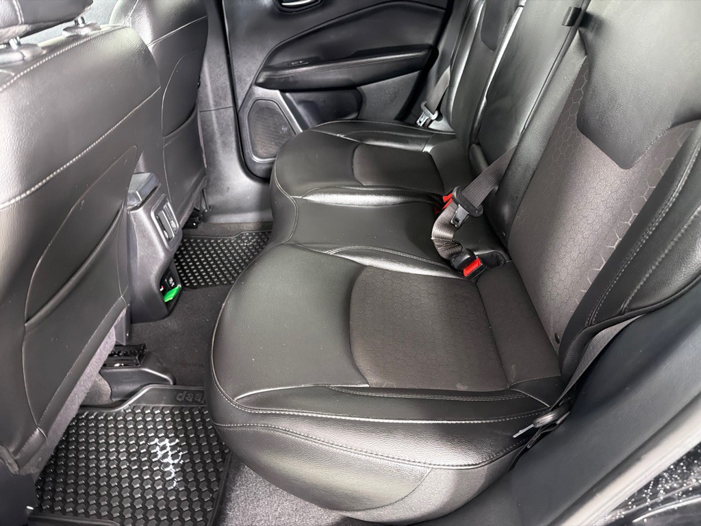 2021 Jeep Compass Image 17