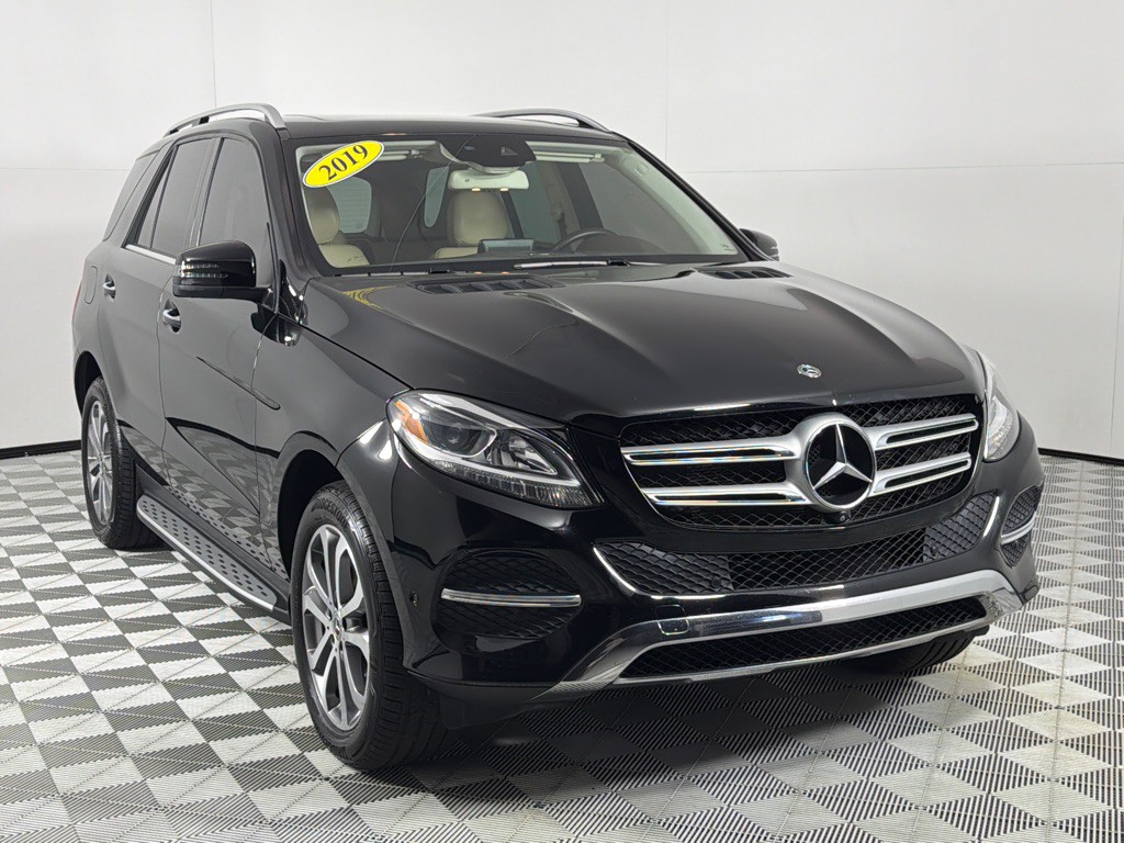 2019 Mercedes-Benz GLE-Class Image 3