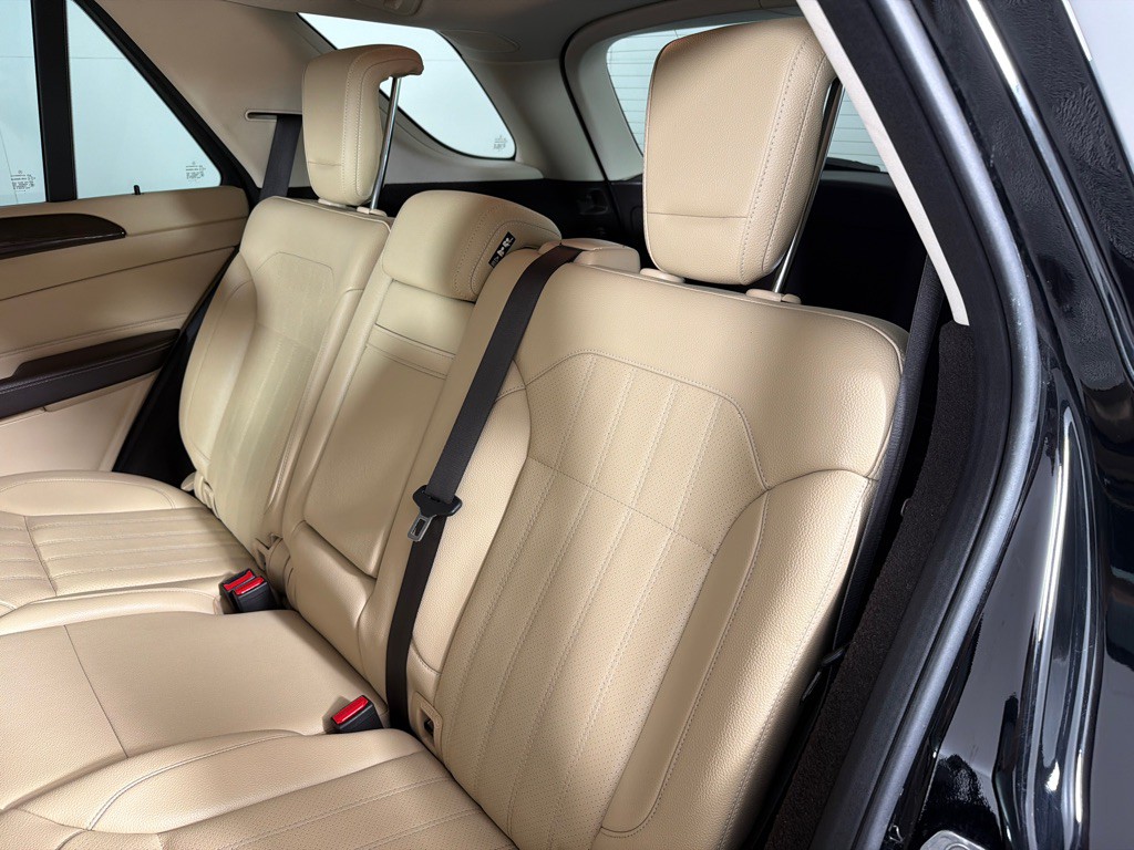 2019 Mercedes-Benz GLE-Class Image 21