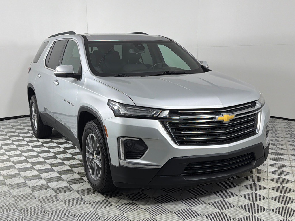 2022 Chevrolet Traverse Image 3