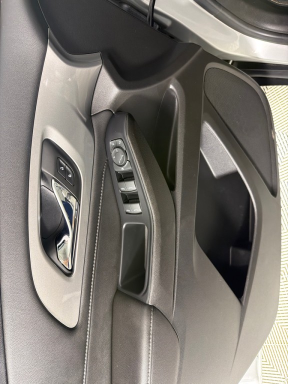 2022 Chevrolet Traverse Image 11