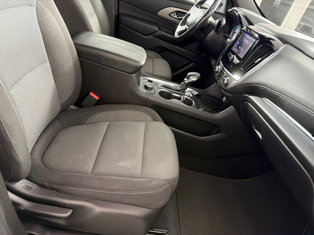2022 Chevrolet Traverse Image 25